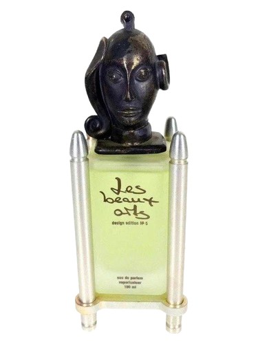 Frasco de Design Edition No5 Diana, de Les Beaux Arts