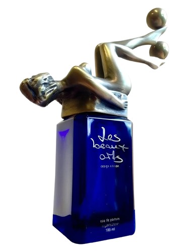 Frasco de Design Edition No8 Roncalli's Le Parfum, de Les Beaux Arts
