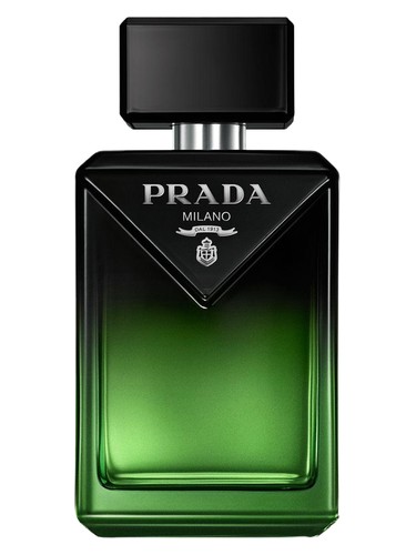 Frasco de Paradigme Le Parfum, de Prada