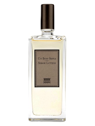 Frasco de Un Bois Sepia, de Serge Lutens