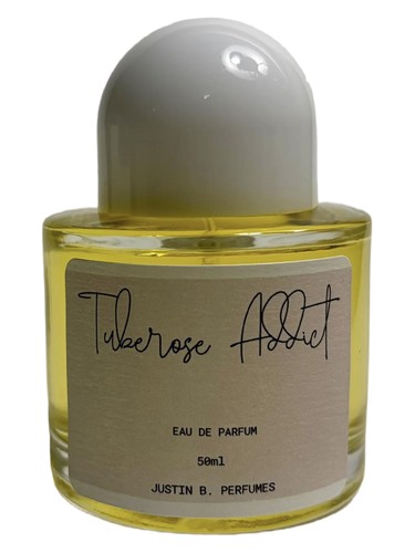 Frasco de Tuberose Addict, de Justin B. Perfumes