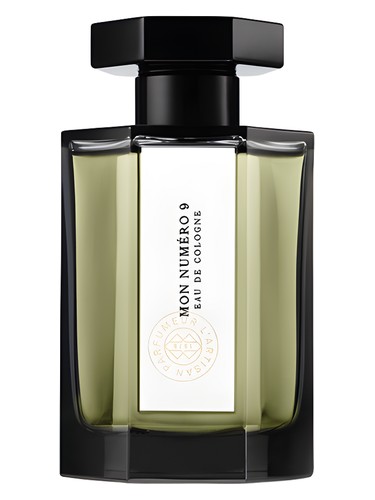 Frasco de Mon Numero 9, de L'Artisan Parfumeur