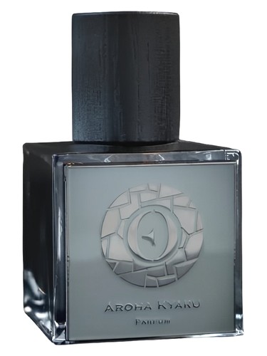 Frasco de Aroha Kyaku, de Ensar Oud
