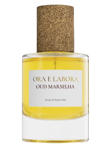 Frasco de Oud Marselha, de Ora e Labora Parfums