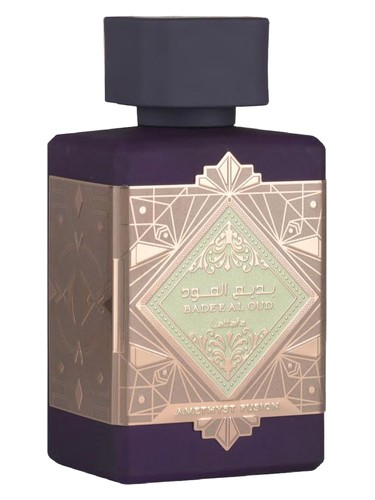Frasco de Bade'e Al Oud Amethyst Fusion, de Lattafa Perfumes