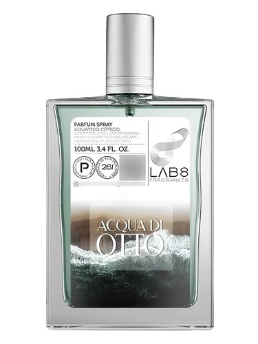 Frasco de Acqua di Otto, de LAB 8