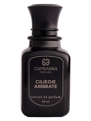 Frasco de Ciliegie Ambrate, de Caprianna Parfums
