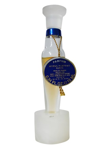 Frasco de Sculpture Parfum, de Nikos