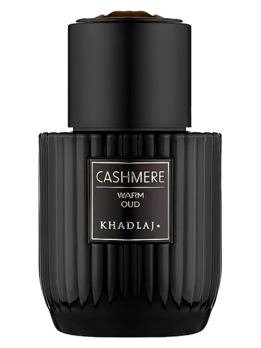 Frasco de Cashmere Warm Oud, de Khadlaj Perfumes