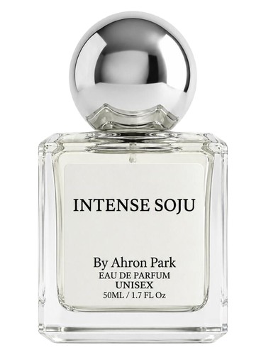 Frasco de Intense Soju — After Hours By Ahron Park
