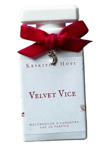 Frasco de Velvet Vice, de Keskiyon Hovi