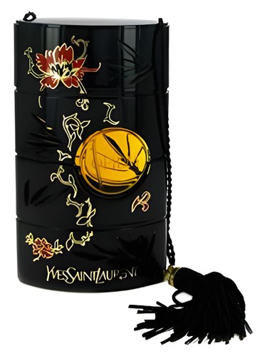 Frasco de Opium Orient Extreme, de Yves Saint Laurent
