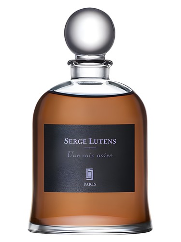 Frasco de Une Voix Noire, de Serge Lutens