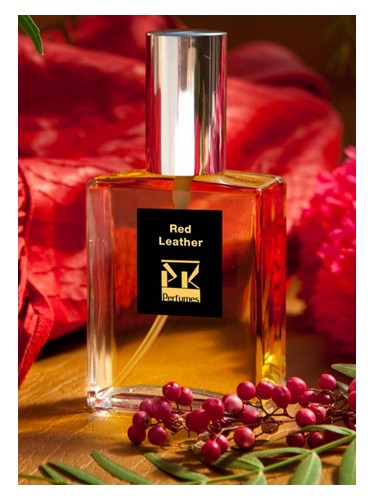 Frasco de Red Leather, de PK Perfumes