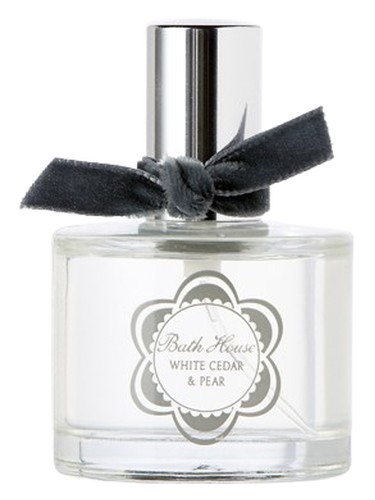 Frasco de White Cedar & Pear, de Bath House