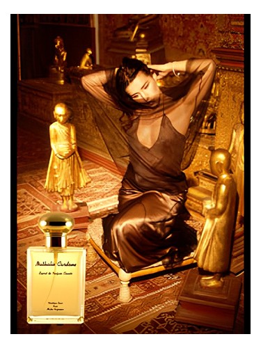 Frasco de Nathalie Cardone, de Parfums et Senteurs du Pays Basque
