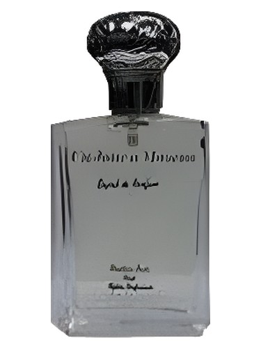 Frasco de Un Jour a Moscou, de Parfums et Senteurs du Pays Basque