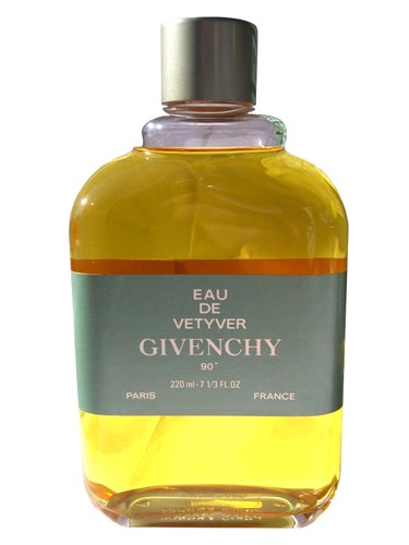 Frasco de Eau de Vetyver, de Givenchy