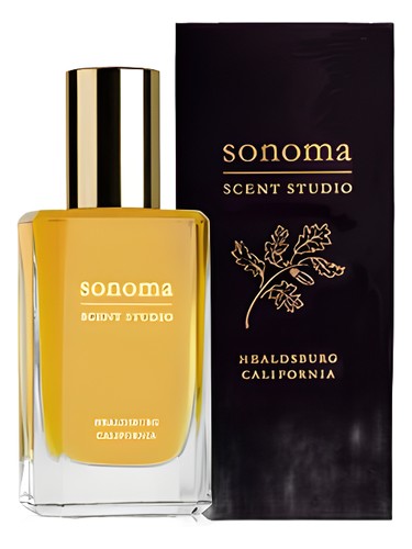 Frasco de Rose Volupté, de Sonoma Scent Studio