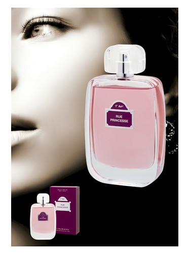 Frasco de Rue Princesse, de Dina Cosmetics