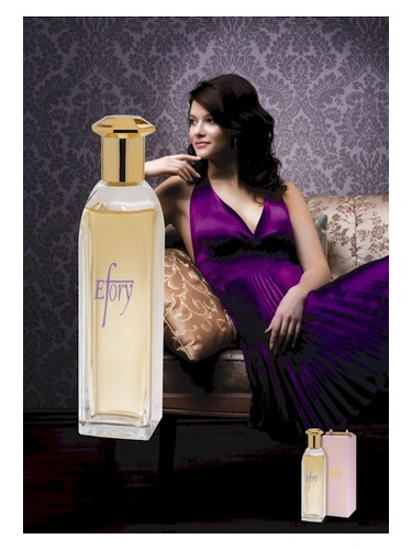 Frasco de Efory, de Dina Cosmetics