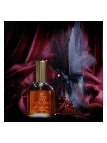 Frasco de Oud, de Suhad Perfumes
