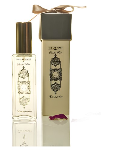 Frasco de Sandal Rose, de The Lab Room