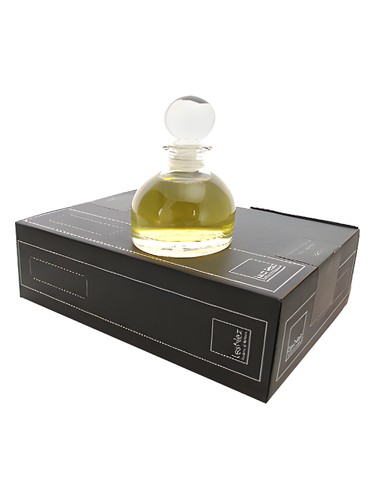 Frasco de Turtle Vetiver Front, de Les Nez