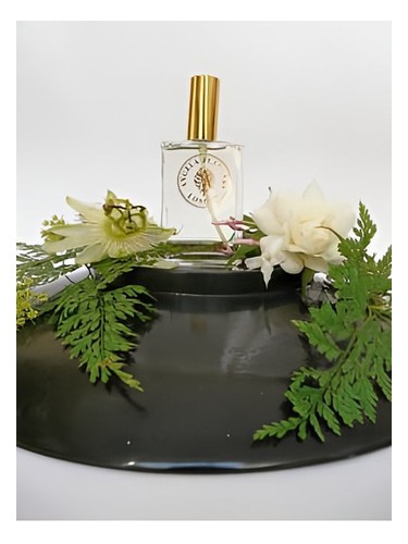 Frasco de White Flowers, de Angela Flanders