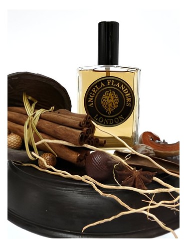 Frasco de Oudh Noir, de Angela Flanders
