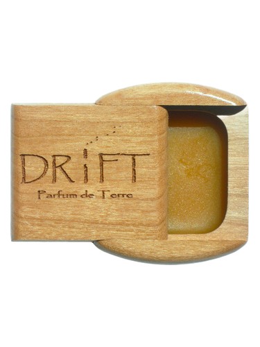 Frasco de Cirrus Solid Perfume, de Drift Parfum de Terre