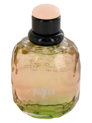 Frasco de Paris Premieres Roses, de Yves Saint Laurent