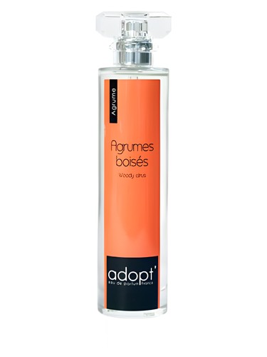 Frasco de Agrumes Boisés, de Adopt Parfums