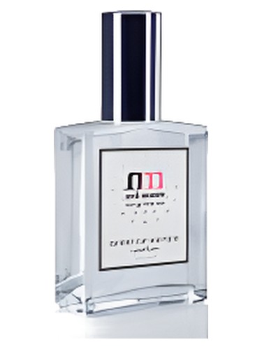 Frasco de Spirit of Water, de Neil Morris