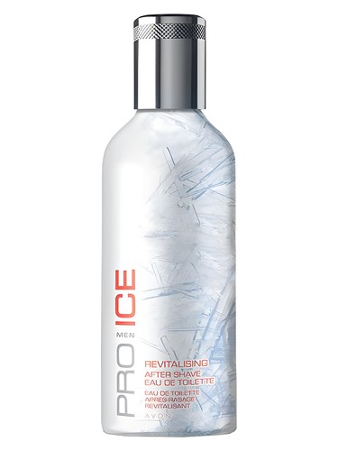 Frasco de Pro Ice Revitalising After Shave Eau de Toilette, de Avon