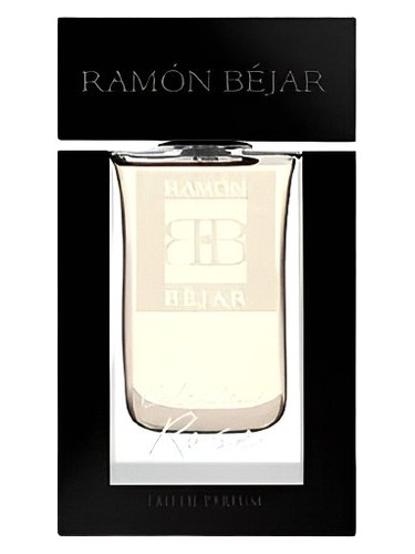 Frasco de Celestial Rose, de Ramón Béjar