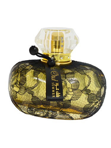 Frasco de Chic Oud Summer, de Lattafa Perfumes
