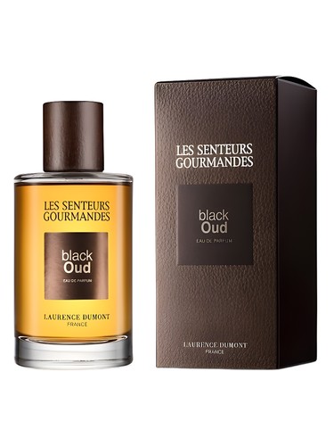 Frasco de Black Oud, de Laurence Dumont