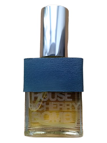 Frasco de Tuberose Tobacco Cognac, de House of Cherry Bomb