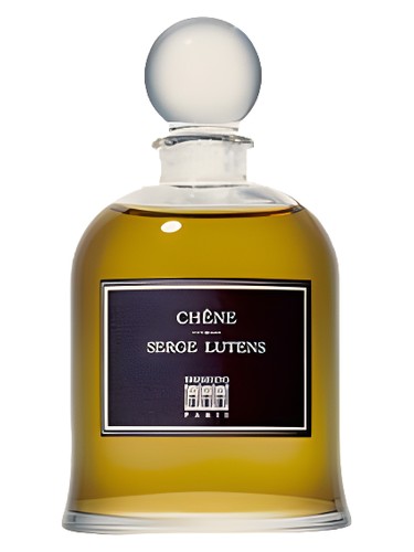Frasco de Chene — Serge Lutens