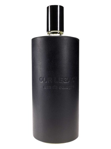Frasco de Eau de Cologne, de Our Legacy