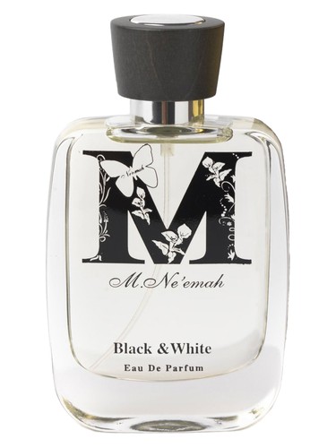 Frasco de Black & White, de Ne'emah For Fragrance & Oudh