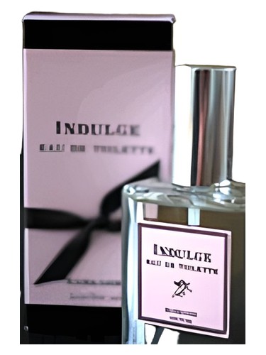 Frasco de Indulge, de Eadward Fragrances
