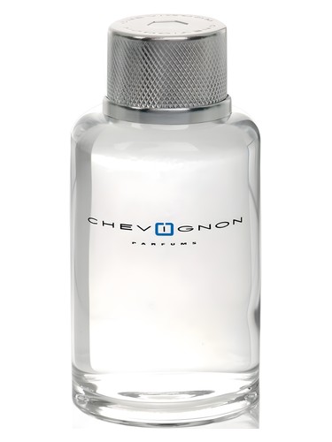 Frasco de Chevignon Perfumes, de Chevignon