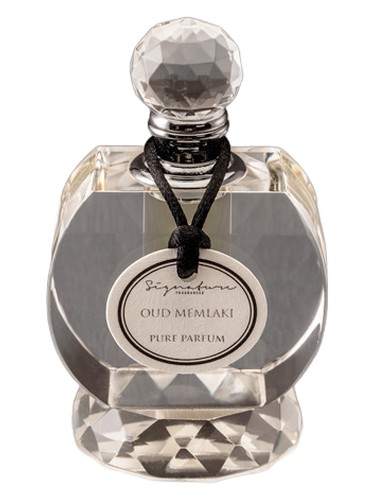 Frasco de Oud Memlaki, de Signature Fragrances