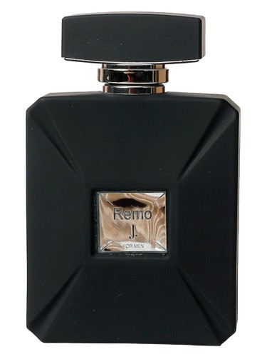 Frasco de Remo, de Junaid Jamshed