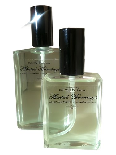 Frasco de Minted Mornings, de Pell Wall Perfumes