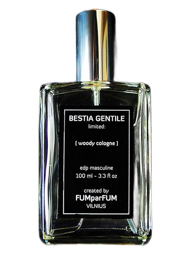 Frasco de BESTIA GENTILE: woody cologne — FUMparFUM