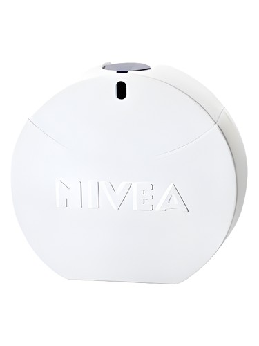 Frasco de Nivea Eau de Toilette — Nivea
