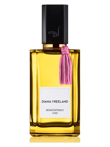 Frasco de Devastatingly Chic, de Diana Vreeland